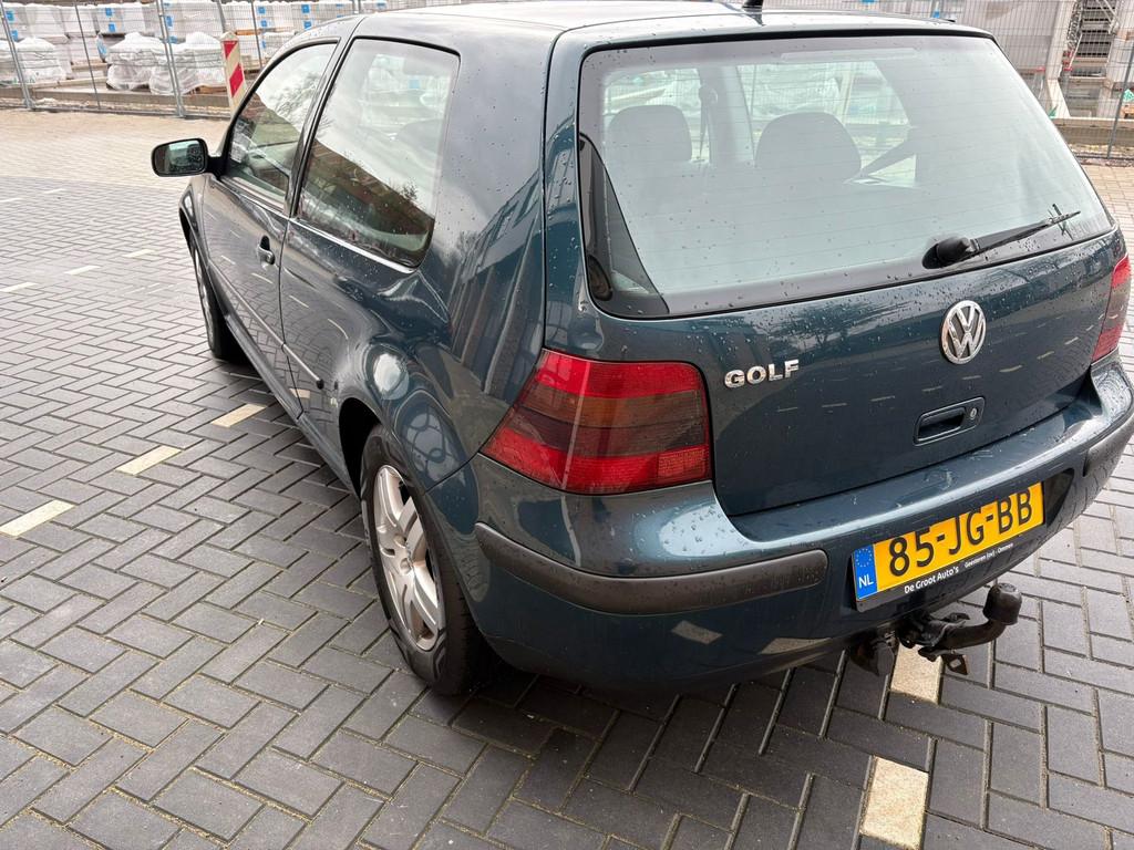 Volkswagen Golf 1.6-16V, Auto's, Voorwielaandrijving, Gebruikt, 4 cilinders, 49 €/maand