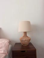 Rotan Schemerlamp met stoffen kap, Huis en Inrichting, Lampen | Tafellampen, Ophalen of Verzenden, Zo goed als nieuw, Hout, 50 tot 75 cm