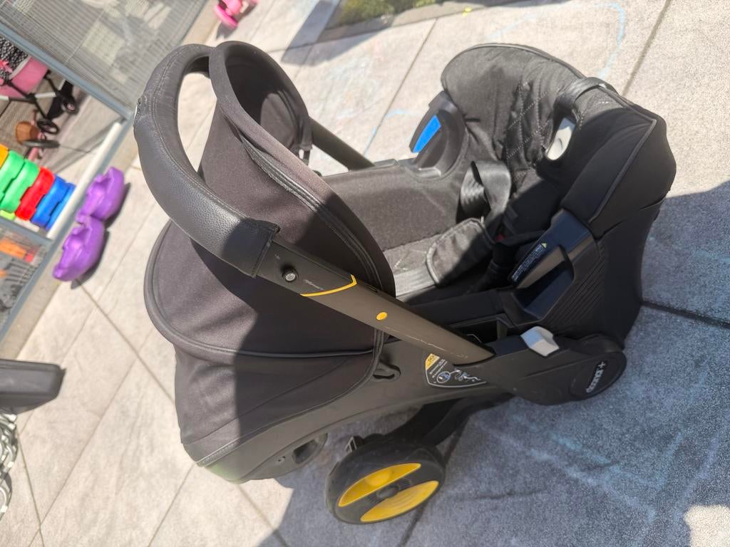 Doona autostoel en kinderwagen in één, Zijbescherming, 0 t/m 13 kg, Ophalen, Overige merken