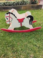 Houten hobbelpaard, Ophalen