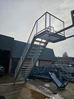 Robuuste gegalvaniseerde stalen trap met bordes nor029, Doe-het-zelf en Verbouw, Ladders en Trappen, Ophalen, Gebruikt, Trap, 2 tot 4 meter