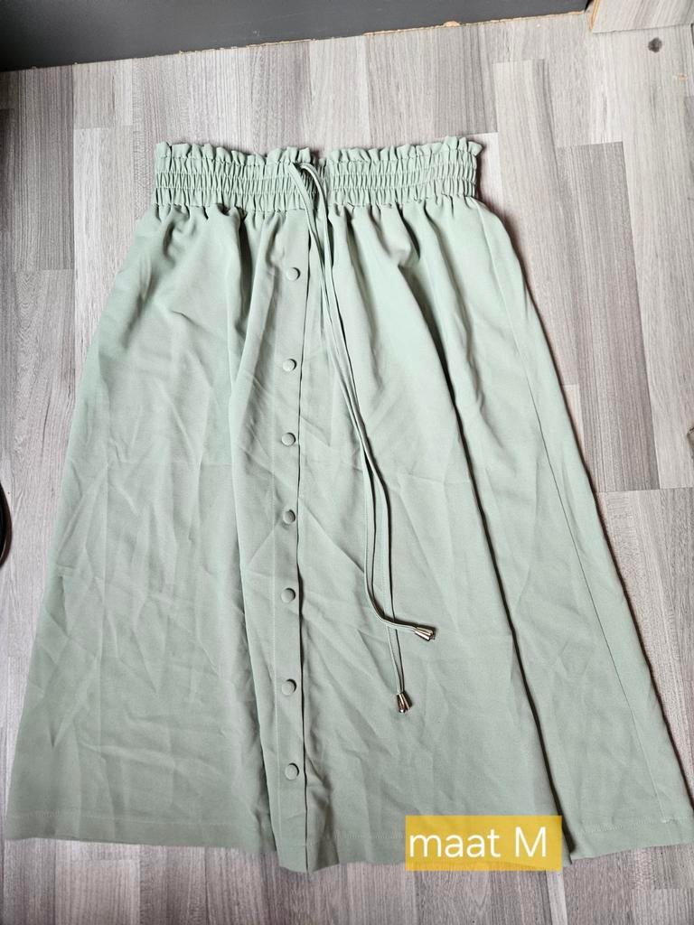 Mint groen rok maat M, Huis en Inrichting, Nieuw, Minder dan 100 cm, Groen, 50 tot 100 cm