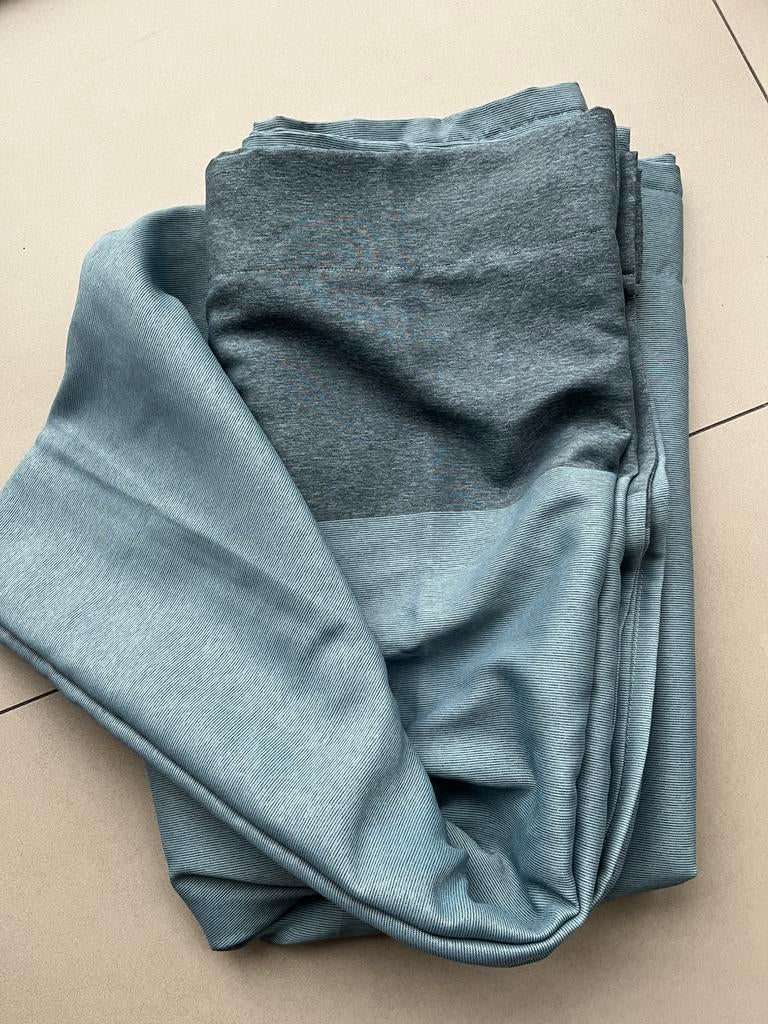 Ikea gordijnen blauw verduisterend., Huis en Inrichting, Stoffering | Gordijnen en Lamellen, Ophalen of Verzenden, Zo goed als nieuw