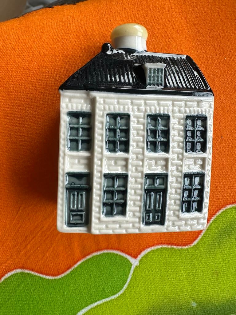 KLM Delfts blauw huisje 106, Verzamelen, Overige Verzamelen, Nieuw, Ophalen of Verzenden