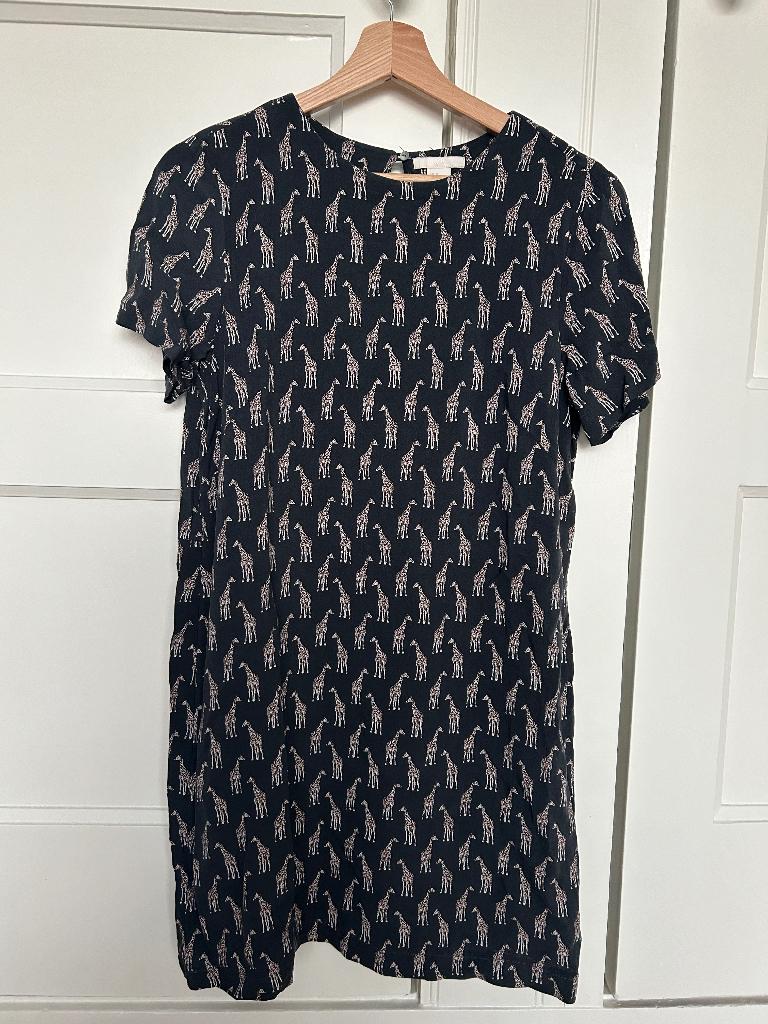 H&M giraffe jurkje - mt 38, Maat 38/40 (M), Ophalen of Verzenden, Zo goed als nieuw, Grijs