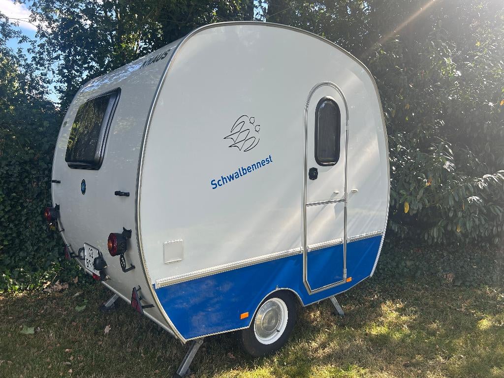 Knaus Schwalbennest Caravan, Caravans en Kamperen, Rondzit, Tot en met 2, 4 tot 5 meter, Knaus
