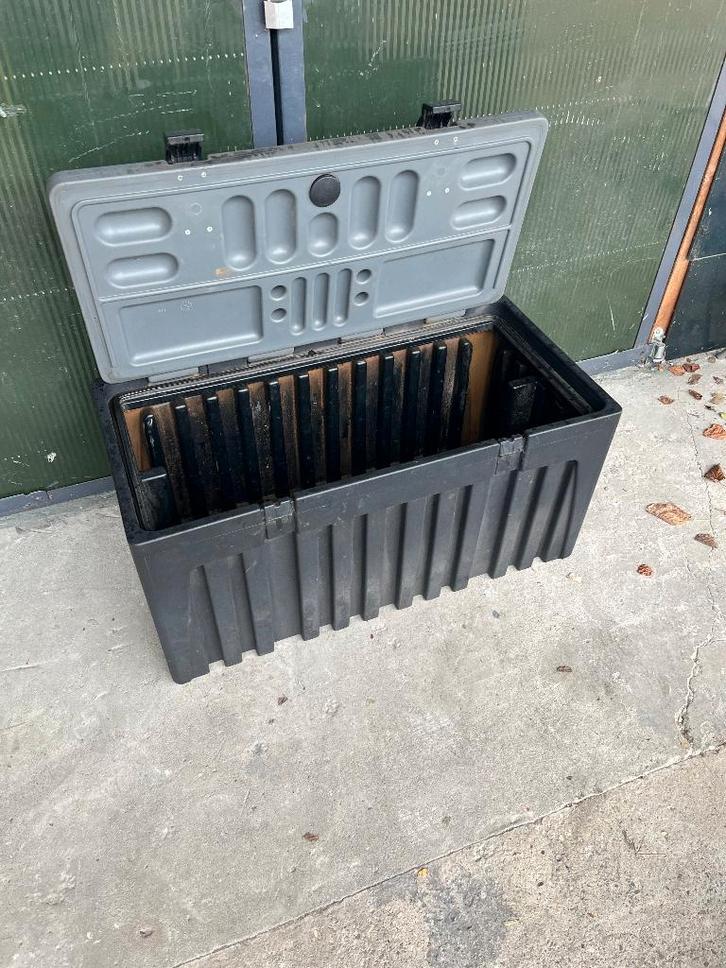 ZEER GROTE KUNSTOF DISSEL KIST., Auto diversen, Aanhangwagen-onderdelen, Gebruikt, Ophalen