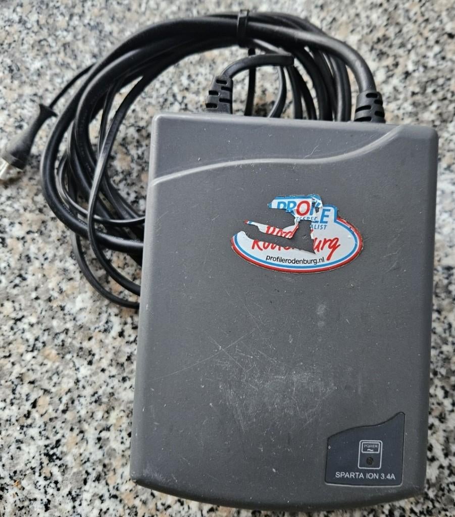 3 pins oplader, Ophalen of Verzenden