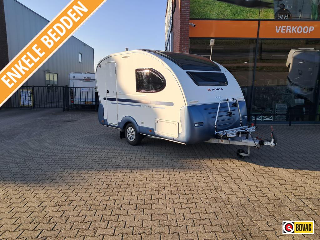 Adria Action 361 LH, Caravans en Kamperen, Caravans, Dwarsbed, Rondzit, Bedrijf, 750 - 1000 kg