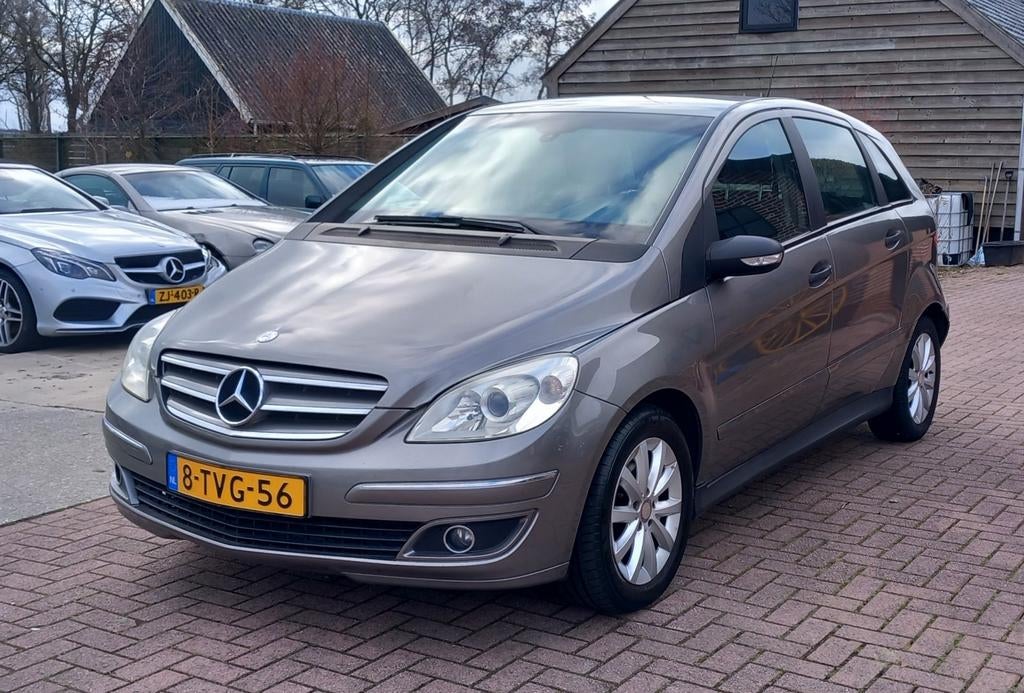 Mercedes B170 Automaat  Airco  Navigatie., Auto diversen, Schadeauto's, Ophalen, Benzine, Overige carrosserieën