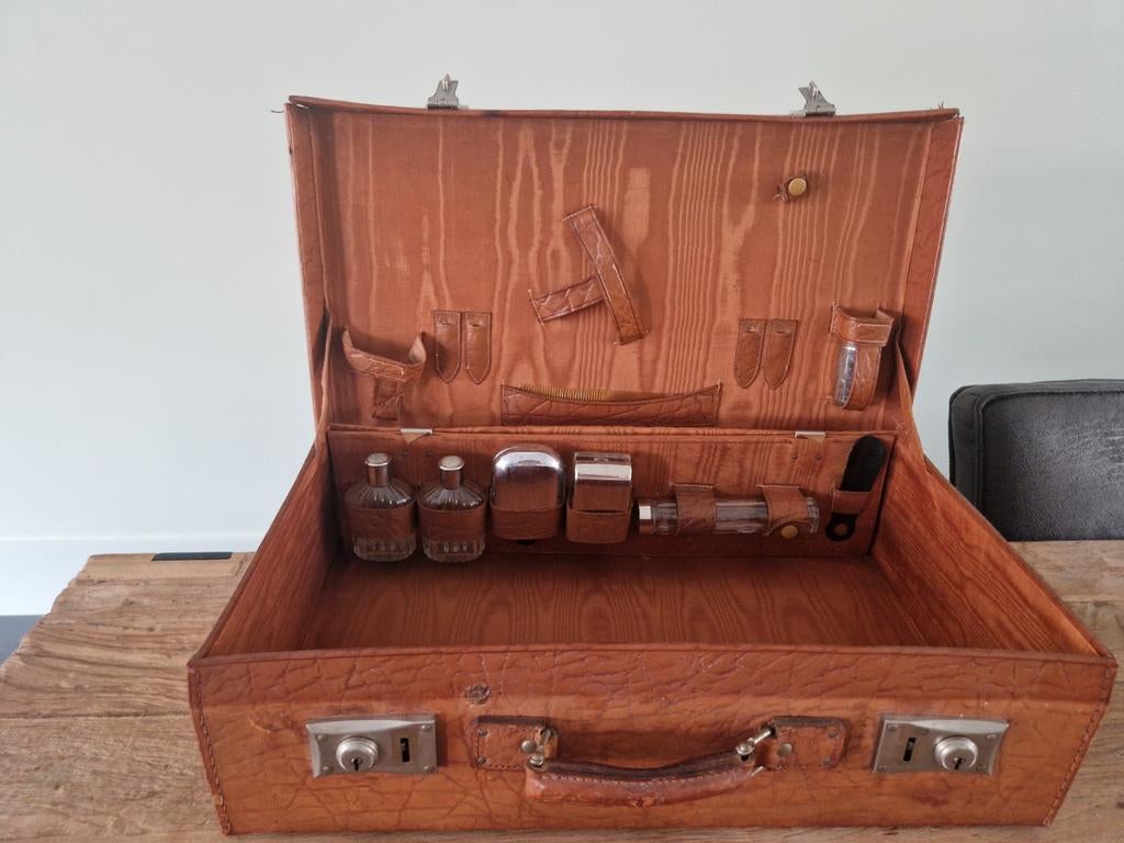 Antieke Engelse valet suitcase voor heren, Antiek en Kunst, Ophalen