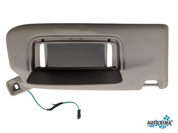 Zonneklep van een Volvo XC60, Gebruikt, -, -, Ophalen of Verzenden