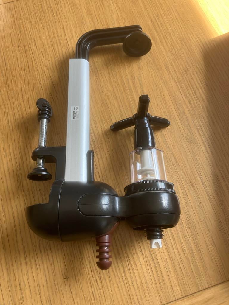 Drankdispenser voor thuisbar - Muur- of tafelbevestiging, Ophalen, Overige typen, Kunststof, Nieuw