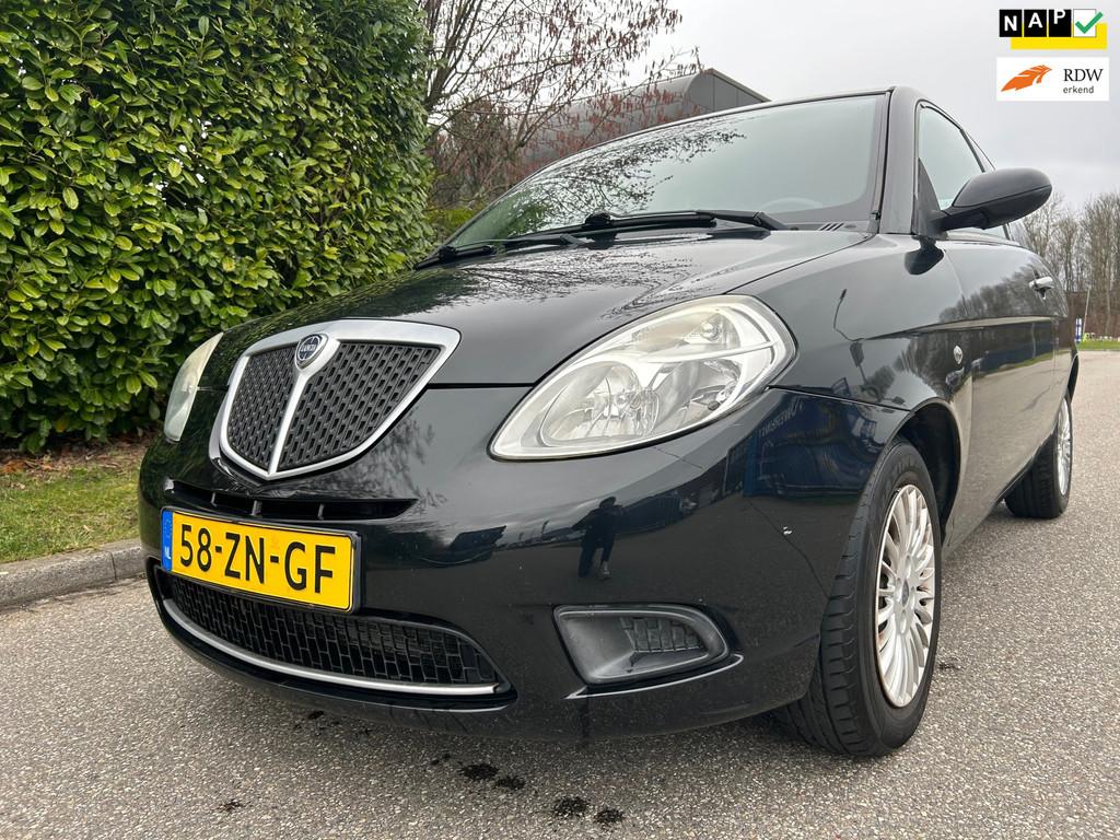 Lancia Ypsilon 1.2 Argento, Auto's, Lancia, Voorwielaandrijving, Stof, Gebruikt, Origineel Nederlands