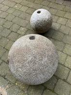 Twee waterornamenten, een kleine en een grote, Ophalen of Verzenden, Gebruikt, Graniet, Waterornament