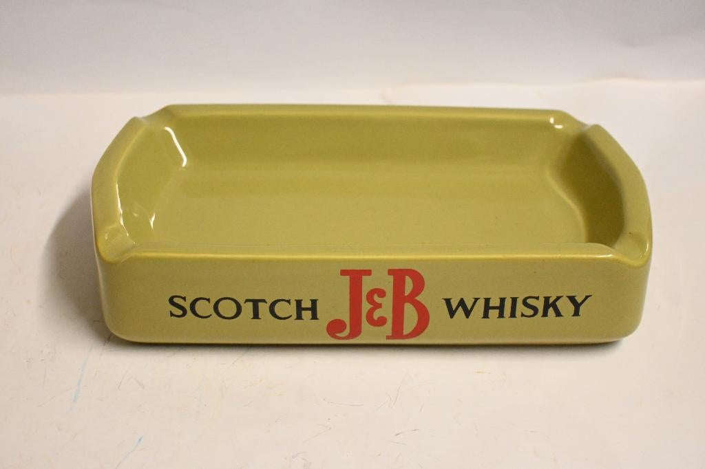 J&B scotch whisky reclame asbak wade porselein engeland, Verzamelen, Ophalen of Verzenden, Zo goed als nieuw, Gebruiksvoorwerp