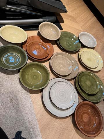 Servies set - 18 delig beschikbaar voor biedingen