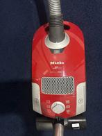 Miele S4212 2000 watt, Witgoed en Apparatuur, Stofzuigers, Ophalen of Verzenden, Zo goed als nieuw, 1600 tot 2000 watt