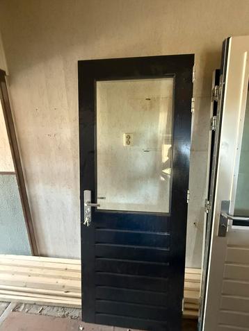 Buitendeur zgan met beslag 3pt sluiting en hr++ glas beschikbaar voor biedingen