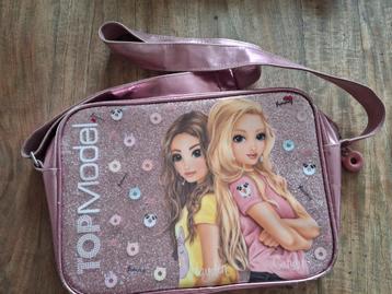 Top model tas.  beschikbaar voor biedingen