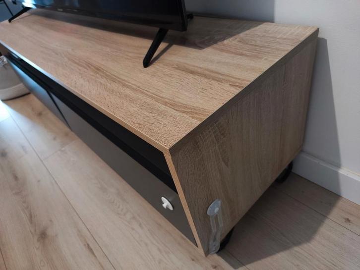 TV stand, Huis en Inrichting, Kasten | Televisiemeubels, Minder dan 100 cm, 25 tot 50 cm, Ophalen of Verzenden