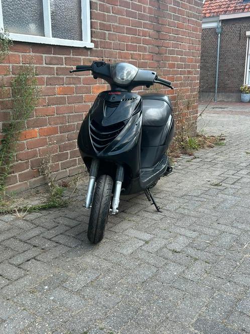 Piaggio zip 2t 70cc brom, Fietsen en Brommers, Scooters | Piaggio, Ophalen