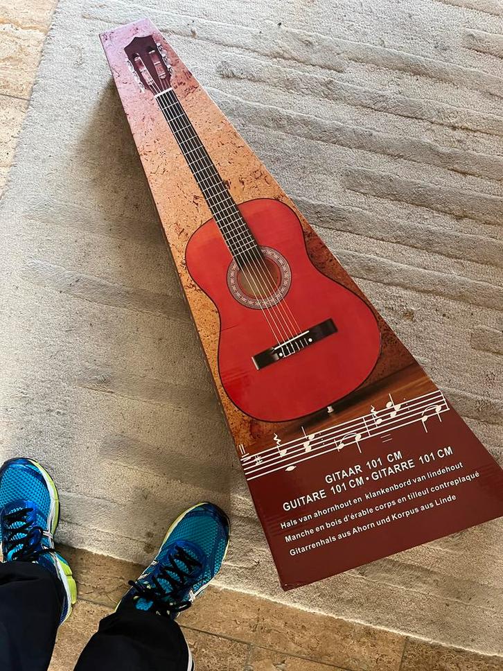 Akoestische Gitaar - Zelden tot nooit gebruikt, Muziek en Instrumenten, Snaarinstrumenten | Gitaren | Akoestisch, Gebruikt, Klassieke of Spaanse gitaar