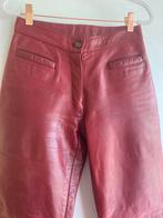 Leren broek rood XS, Ophalen of Verzenden, Maat 34 (XS) of kleiner, Lang, Gedragen