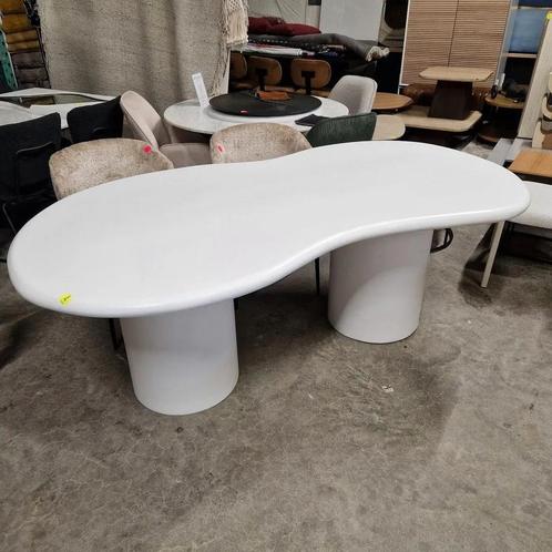 Eettafel Seki 200 cm Wit Organisch van By-Boo, Antiek en Kunst, Antiek | Meubels | Tafels, Ophalen
