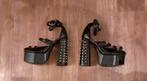 Nieuwe stoere lak hakken schoenen met studs  .maat 38, Ophalen of Verzenden, Nieuw