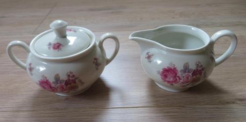 Oud melkkan en suikerpot Mosa Maasstricht, Huis en Inrichting, Keuken | Servies, Zo goed als nieuw, Overige typen, Overige stijlen