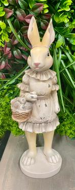 Paas dame met mandje 35 cm, Ophalen of Verzenden, Zo goed als nieuw
