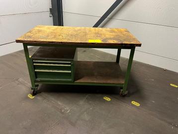 Werkbank paktafel gereedschapwagen balie beschikbaar voor biedingen