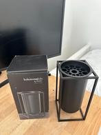 Kubusvaselolo by Lassen, Kopenhagen, Huis en Inrichting, Overige materialen, Zwart, Nieuw, Ophalen of Verzenden