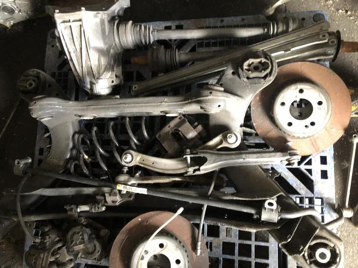 Delen Achteras W205 C Klasse 2016, Auto-onderdelen, Ophanging en Onderstel, Mercedes-Benz, Gebruikt, Ophalen of Verzenden