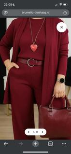 Rode Driedelige Set XL (valt groot) - Nieuw!, Nieuw, Ophalen of Verzenden, Kleding, Maat 46/48 (XL) of groter