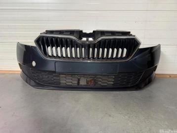 Skoda Fabia III Facelift voorbumper 6V0807221F beschikbaar voor biedingen