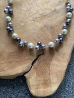 Nieuw! grijze parel ketting geregen op drie draden., Verstelbaar, Nieuw, Ophalen of Verzenden, Steen of Mineraal