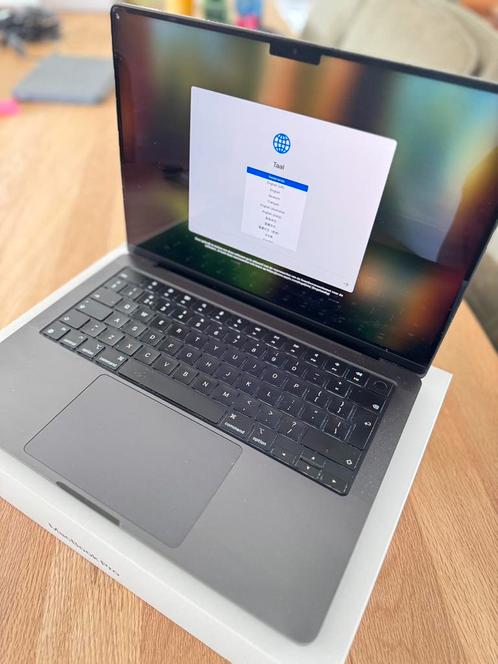 Apple MacBook Pro (M3, 2023), Computers en Software, Windows Laptops, Zo goed als nieuw, 14 inch, SSD, Ophalen