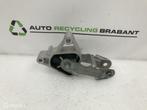 Motorsteun Mercedes CLA-klasse C117  A2462400809, Gebruikt, Mercedes-Benz, Ophalen of Verzenden, Mercedes-Benz