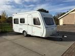 Fijne / mooie / nieuwstaat: Eriba Nova Light 425 uit 2018!, Caravans en Kamperen, Caravans, Standaardzit, Schokbreker, Particulier