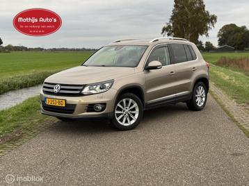 Volkswagen Tiguan 1.4 TSI Sport&Style Pano Keyless Navi! beschikbaar voor biedingen