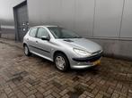 Peugeot 206 1.4 Gentry|distributieriem vernieuwd|Nieuw Apk, 15 km/l, 31 €/maand, 4 cilinders, Origineel Nederlands