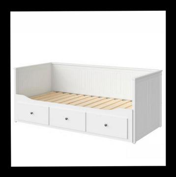 Hemnes logeer bank/ bed met nieuw matras beschikbaar voor biedingen