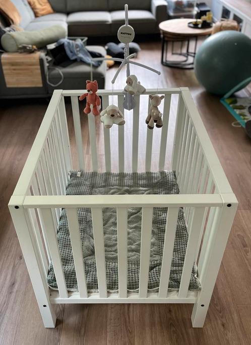 Europe babybox Casper Wit, Kinderen en Baby's, Boxen, Zo goed als nieuw, Rechthoekig, In hoogte verstelbaar, Boxkleed, Ophalen