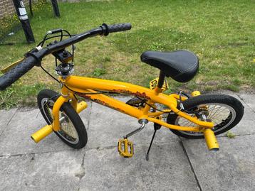Troy Freestyle BMX 16” geel - (2 stuks beschikbaar) beschikbaar voor biedingen