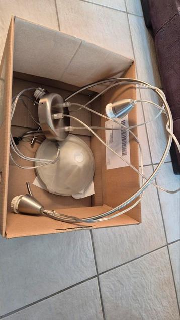 Mooie hanglamp met mooie spotlampen 