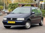 Volkswagen Polo 1.4 | Dealeronderhouden | 2 sleutels | 90.00, Gebruikt, Zwart, 4 cilinders, Airbags