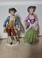 Vintage Porseleinen beeldje man en vrouw, Antiek en Kunst, Antiek | Porselein, Ophalen of Verzenden