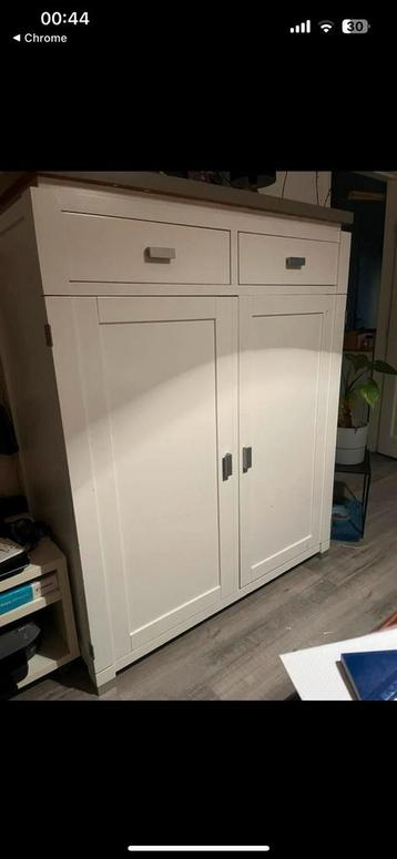 Woon/slaap kamer kast